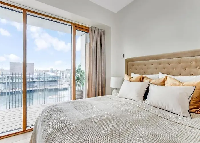 דירה Luxury Living In Prime Spot *