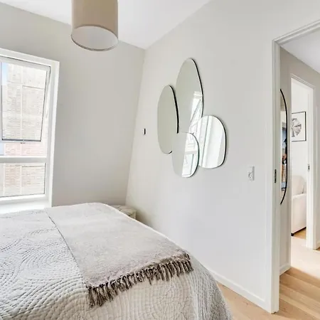 Luxury Living In Prime Spot Apartment