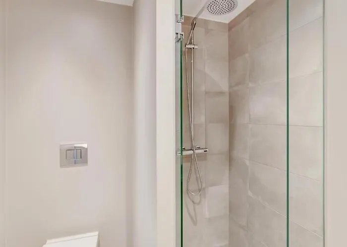 アパート Luxury Living In Prime Spot